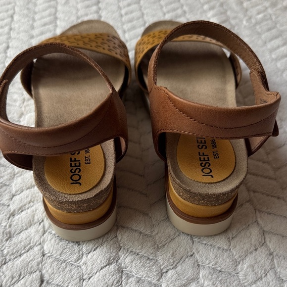Josef Seibel Women's Sandals in Brown and Mustard Made in Germany - Picture 4 of 9